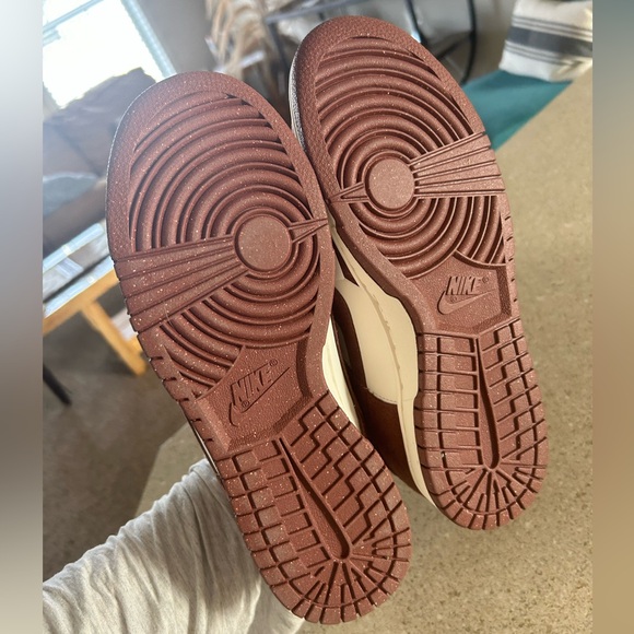 NWT Nike Brown and White Sneakers - Picture 7 of 7